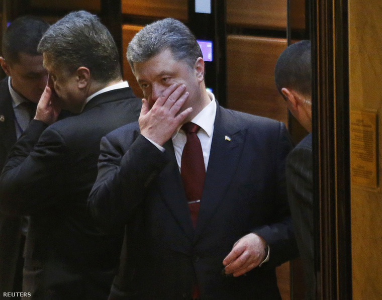 Petro Poroseno ukrán elnök Minszkben, 2015. február 11-én.