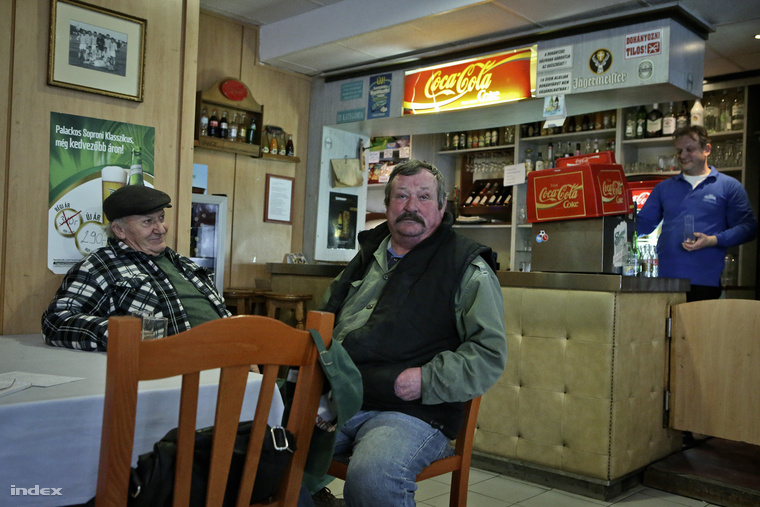 Nyugdíjasok az Öreg Dunában