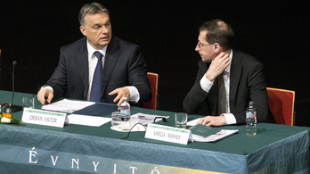 Orbán: Most ért véget a szocializmus