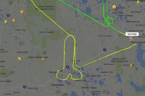 Private-plane-draws-a-penis-on-flight-radar (1)