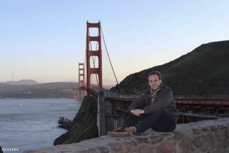 Lubitz Facebook-profilképén San Franciscóban pózolt a Golden Gate híd előtt.