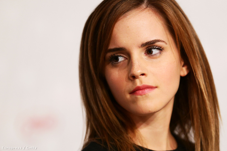 Emma Watsonnak egyébként a legnagyobb szuperképessége az, hogy minél közelebbről fotózzák, annál jobban néz ki